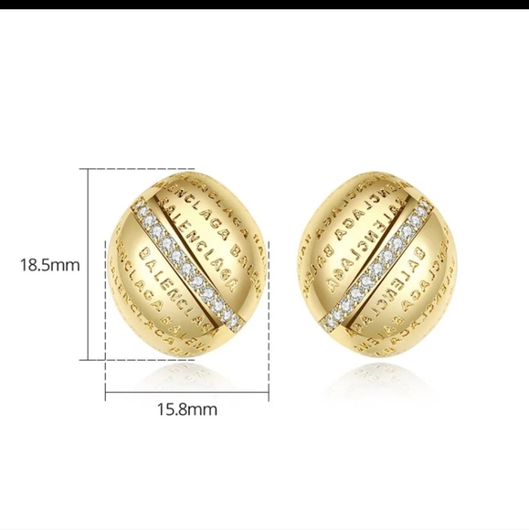 Gold colour Earrings - Picture 5 of 5